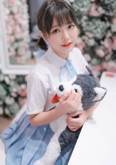 美丽俏佳人