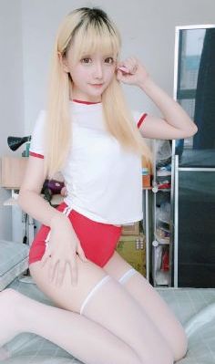 小雪被老外黑人撑破了视频