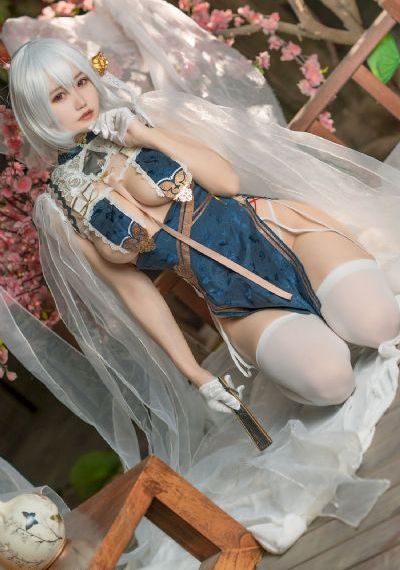 美女热舞诱惑