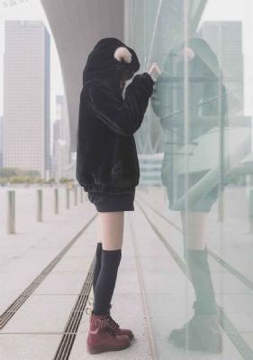 年轻的女教师2电影