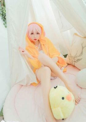 白莲花度假村第一季