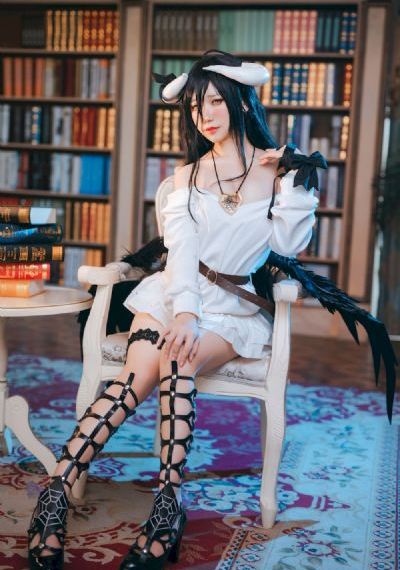 王梦洁官宣结婚